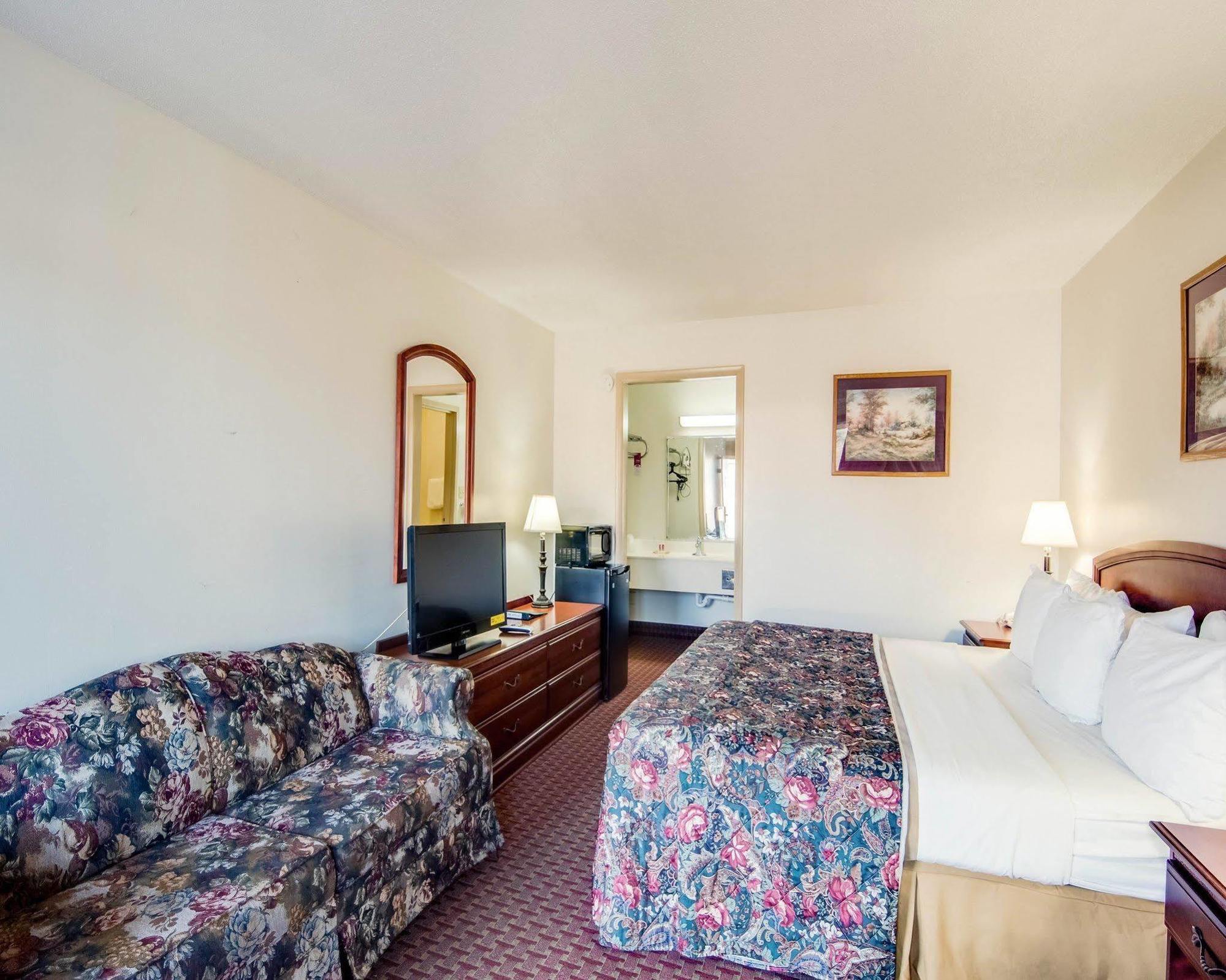 Econo Lodge Marion I-81 Exterior foto